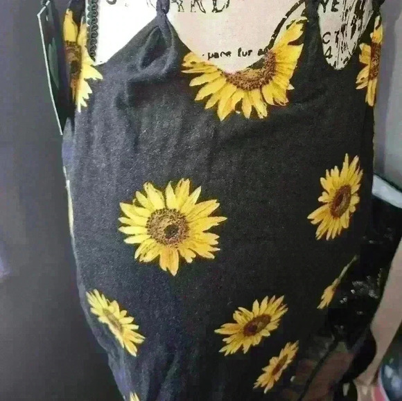 Pac Sun Kendall & Kylie Womans Sunflower Dress Size S - Picture 10 of 12